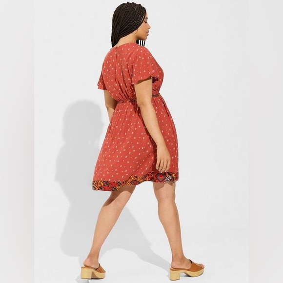 Red torrid dress size 00 - Picture 6 of 7